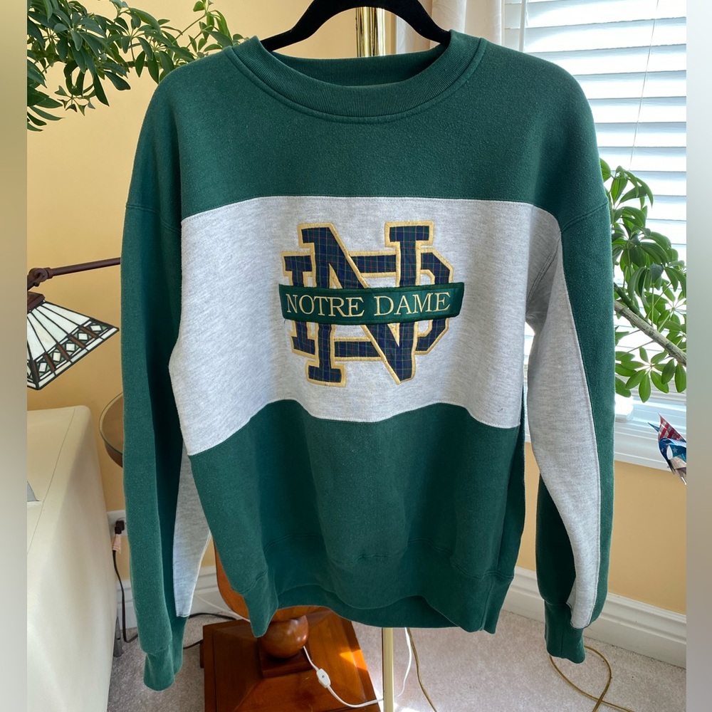 Vintage Notre Dame College University sweatshirt size medium